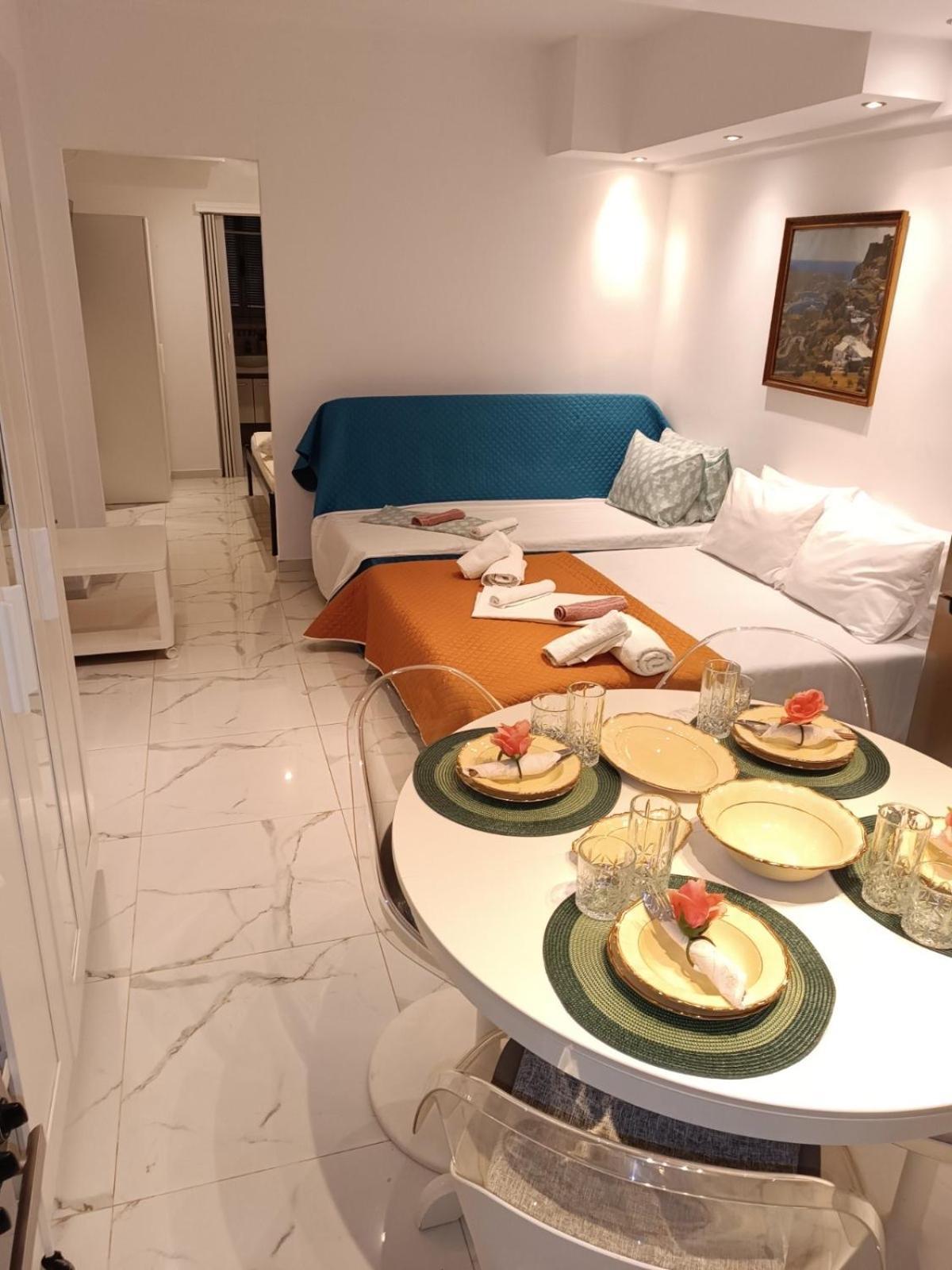Giannis Apartment Atenas Exterior foto